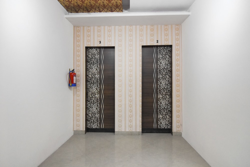 OYO 49414 Hotel Yuvraj Residency view 3
