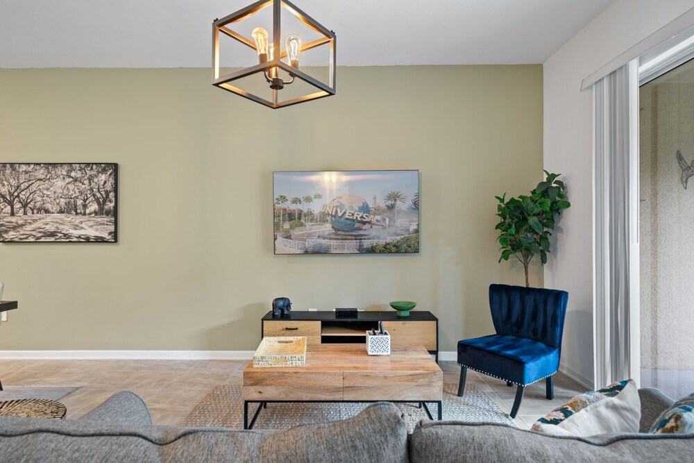 Condo 2bed 2bath Next to Disney w Free Water Park