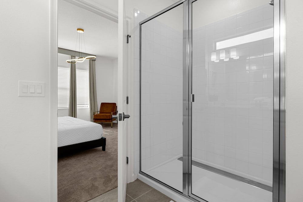 Brand NEW 9bedrooms At Paradiso Grande