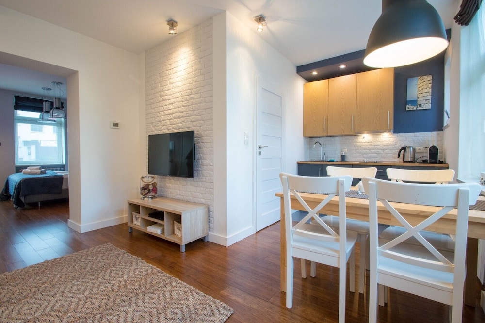 Grand Apartments