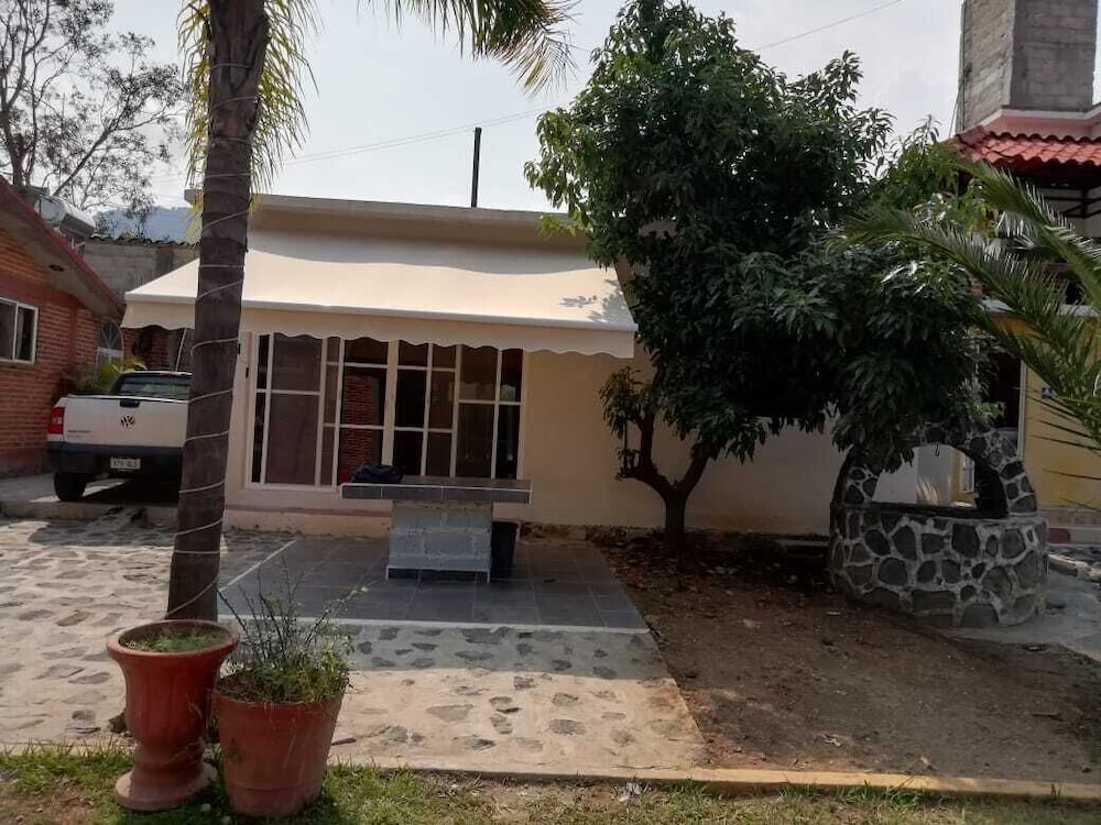 Hotel Tepehuakan - Image 1