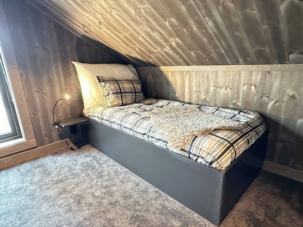 Luxury Holiday Home, Skiing, Sauna, Remote Office