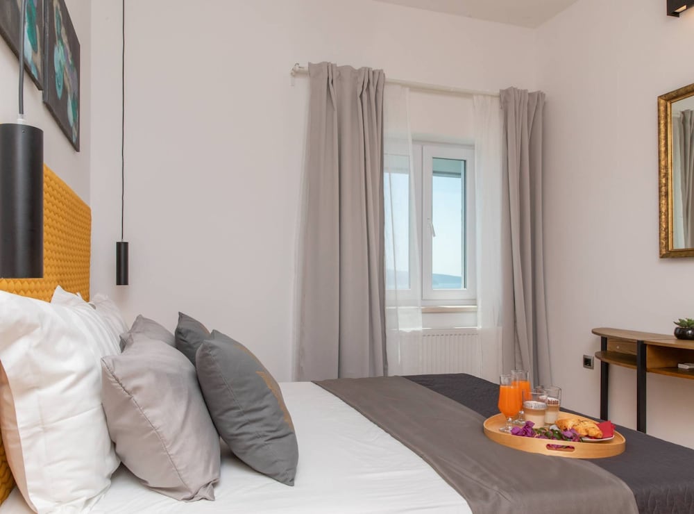 Spectacular Bol Island Sea View Villa With Pool