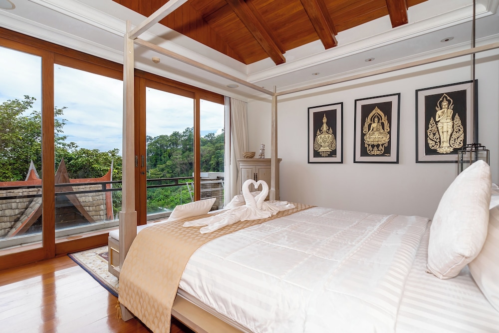 Royal Legacy Golf Villa