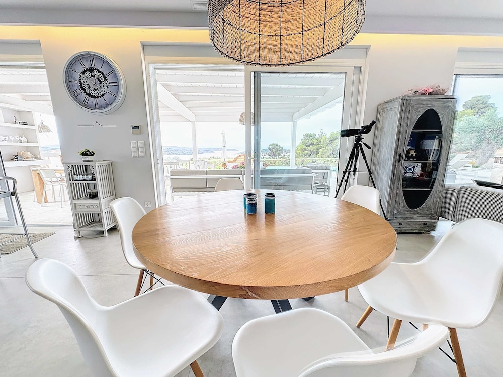 Modern VIP Villa 100 Privacy Stunning Views