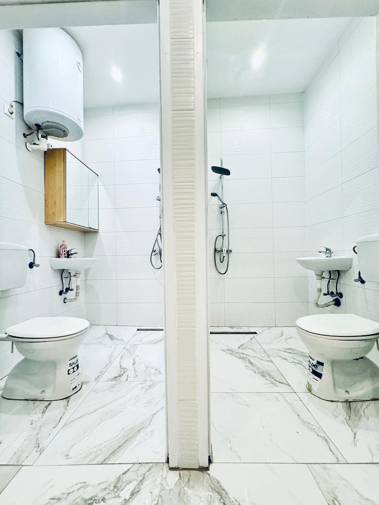 5BR Apartment Near Kaufpark Alterlaa