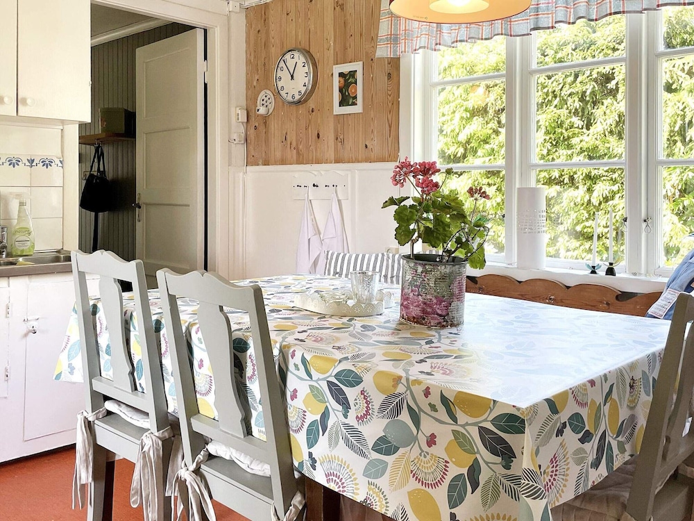 5 Person Holiday Home in Horn-by Traum