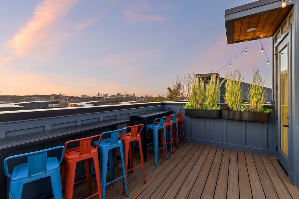 4 Rooftop Decks 4 Hot Tubs Game Rooms Sauna