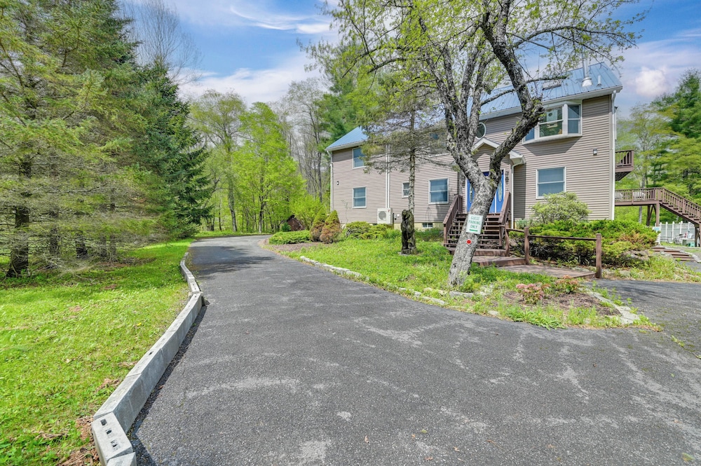 1 Mi to Hunter Mtn: Cozy Unit on 6-acre Property!
