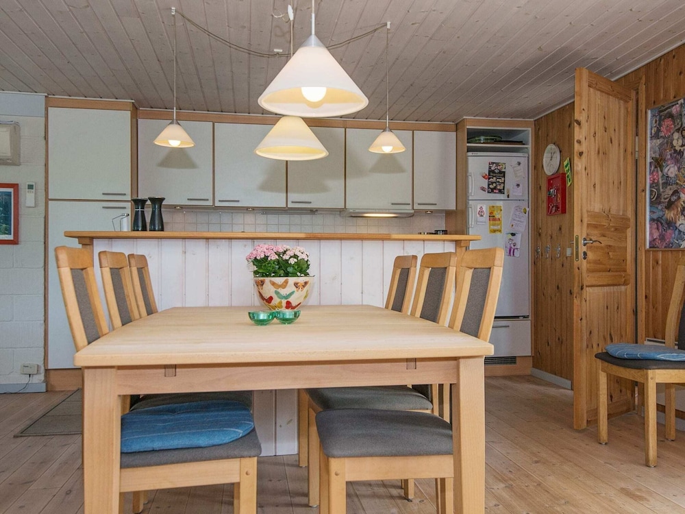 Quaint Holiday Home near Glesborg with Roofed Terrace view 3