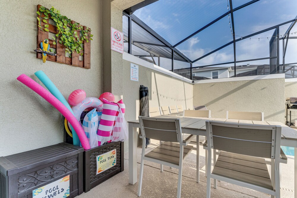 4 Mi to Old Town: Kissimmee Resort Home