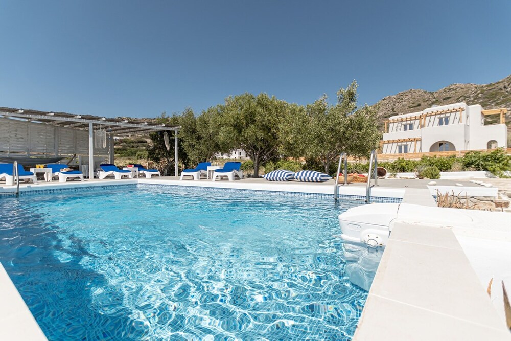 Villa Alba Spacious Home by the sea