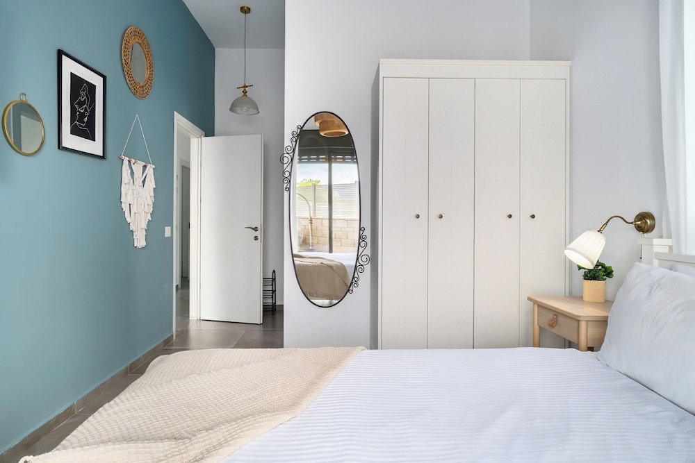 Achziv Bright Garden Stay by Sea N' Rent