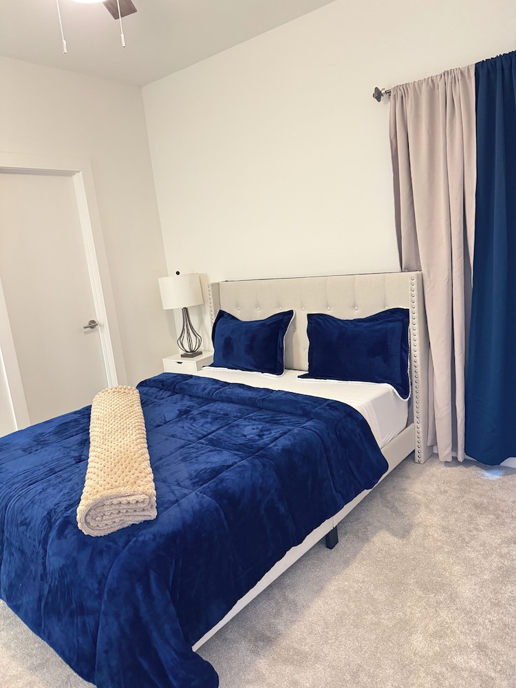 Luxury 3BR for Families Nurses and Group