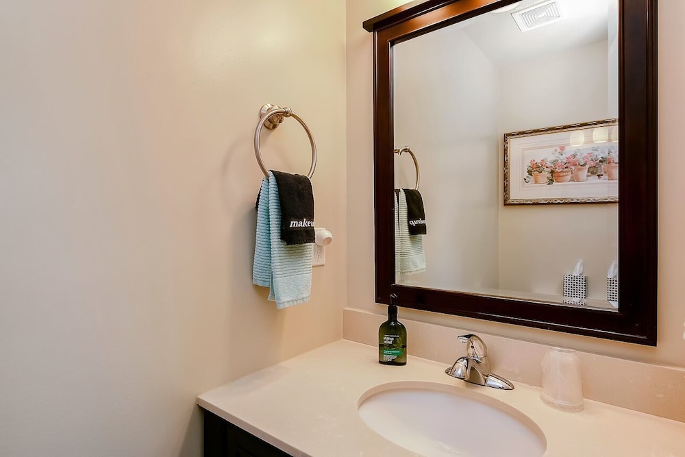 Boise Hillside Suites