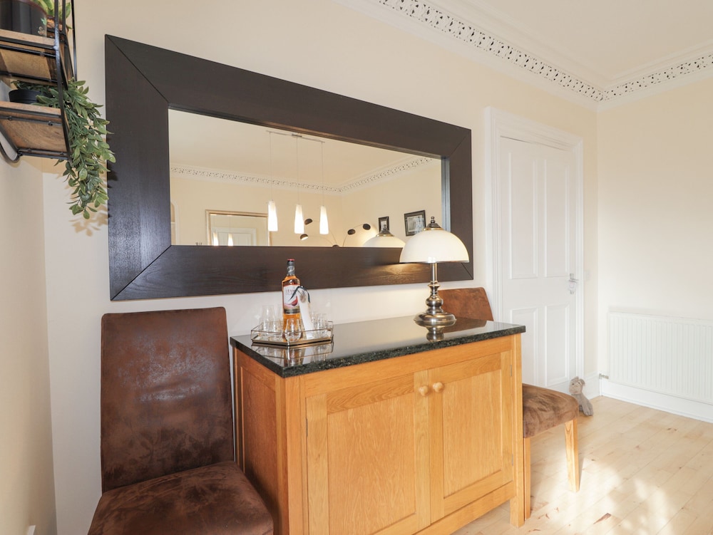 16 Fairfield Road