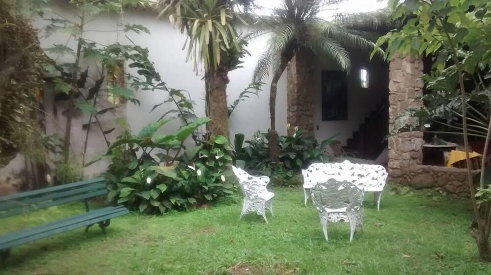 Pousada Divina Casa Suites and Beds