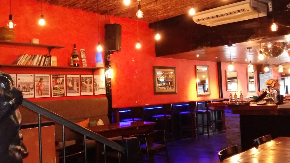 Tao Bar & Pousada