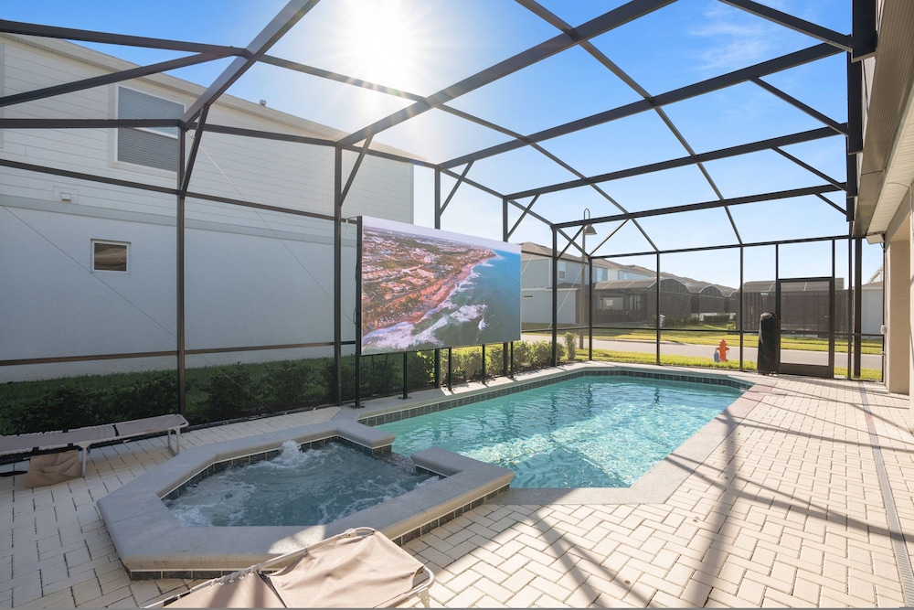 Brand NEW Luxury 10bedrooms At Windsor Island
