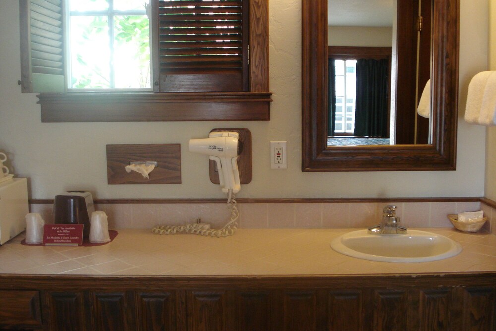 Sequim West Inn