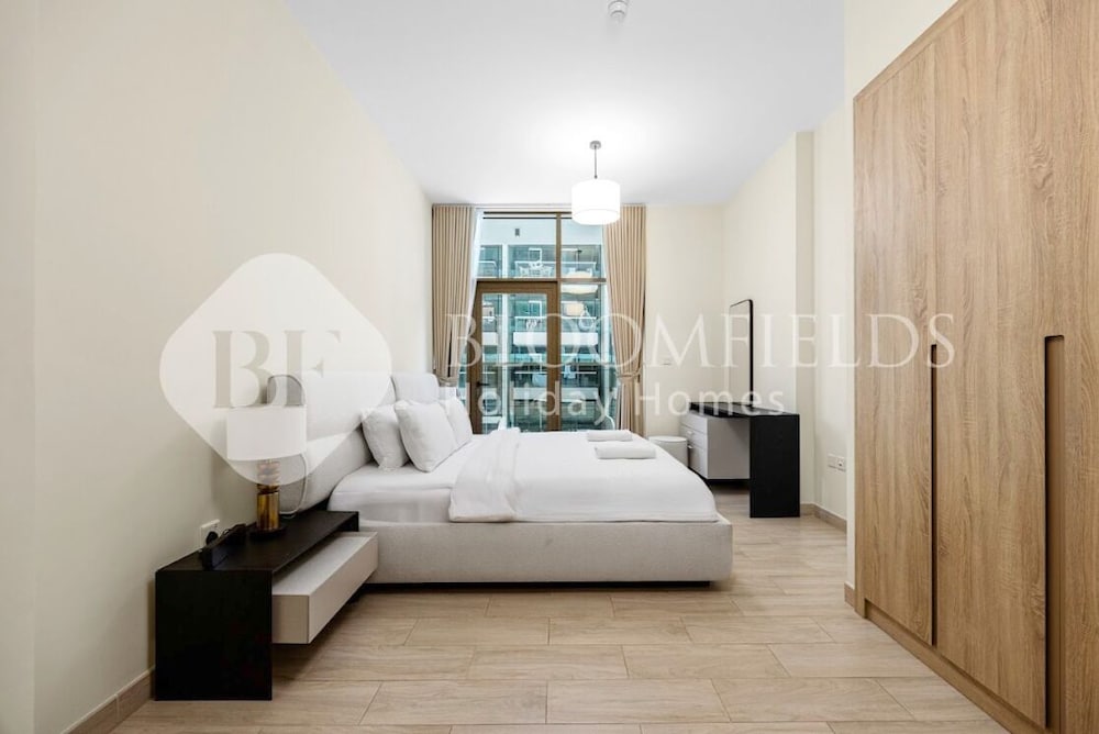 Bloomfields Canal View 2Br Business Bay