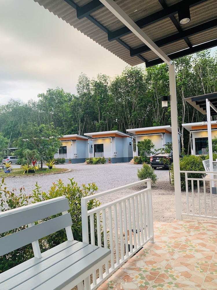 Suanvadee Resort