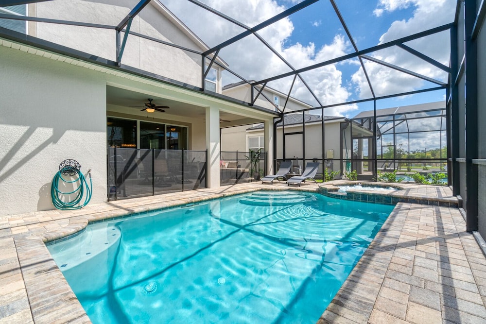 Solara 1706 IHR 1048 - Image 5