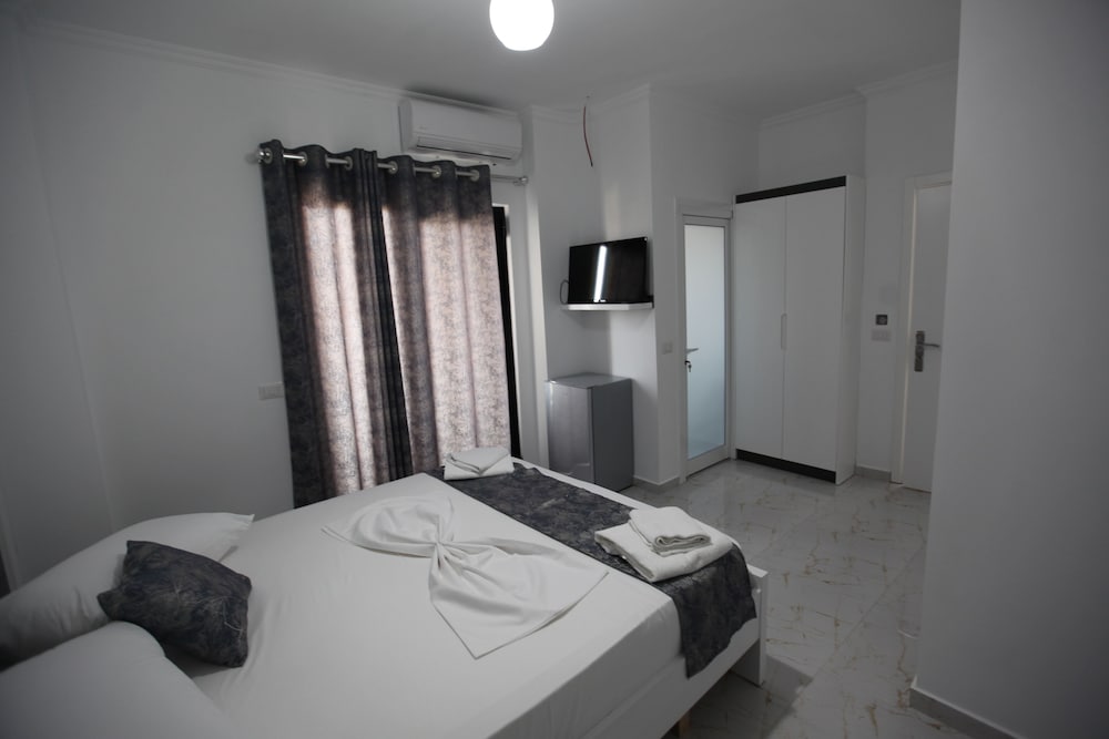 Irdi Aparthotel