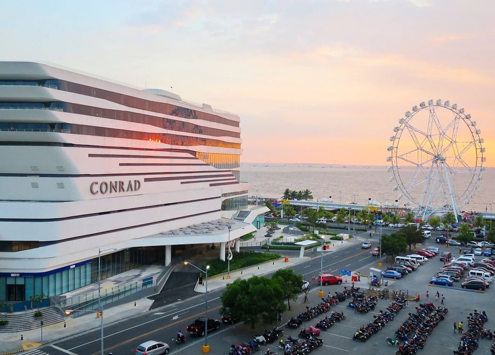 Urban Retreat at Shell Residences With Netflix 300mbps Wifi