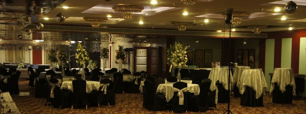 meeting & event spaces