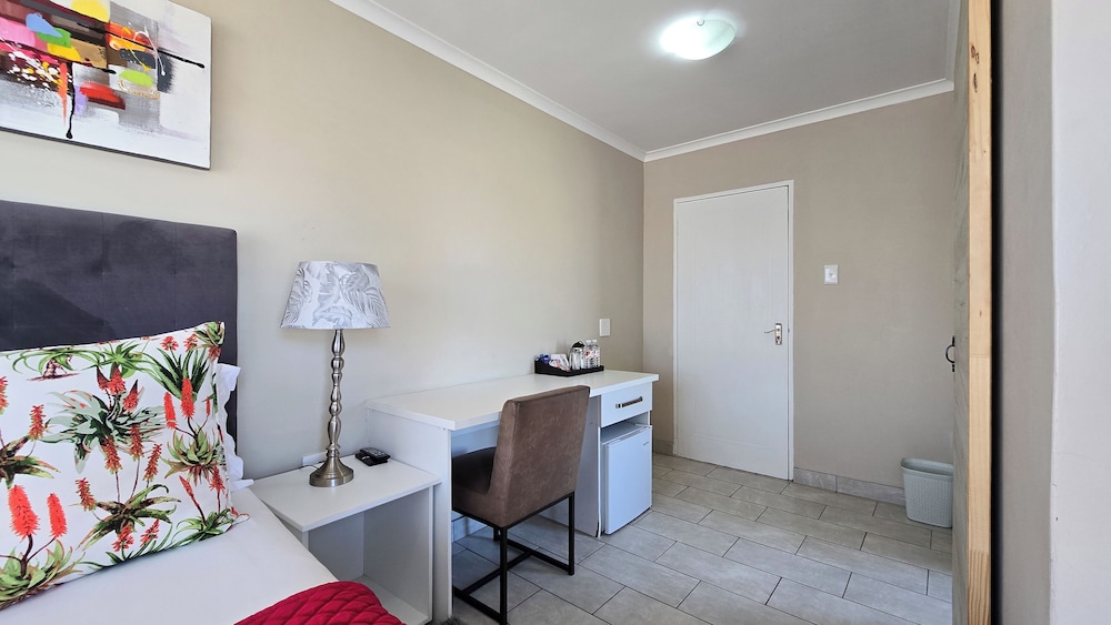 Sunset Events and Accommodation