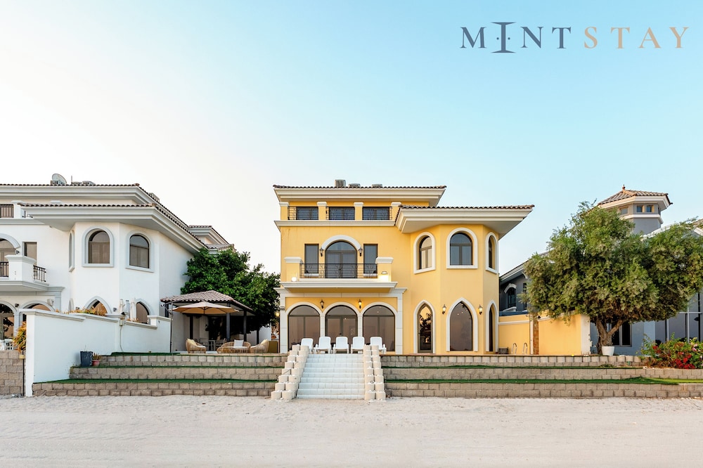 Signature Palm Villas - Mint Stay