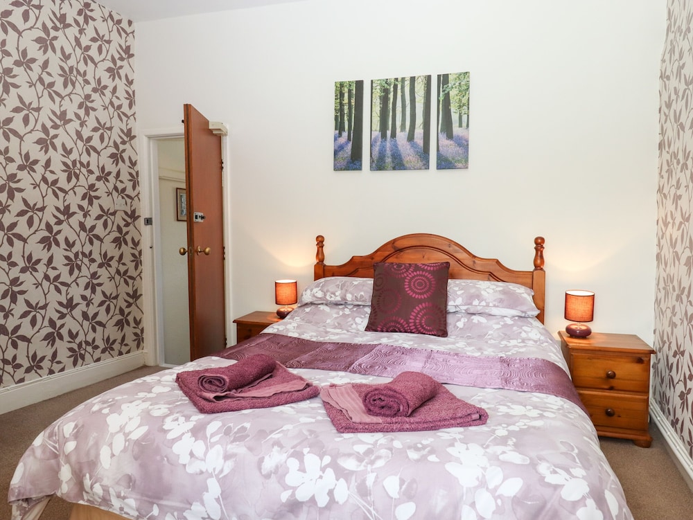 Waytown Cottage