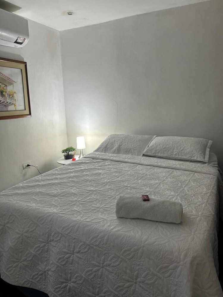 HOSTAL CASA DE LAS AMERICAS