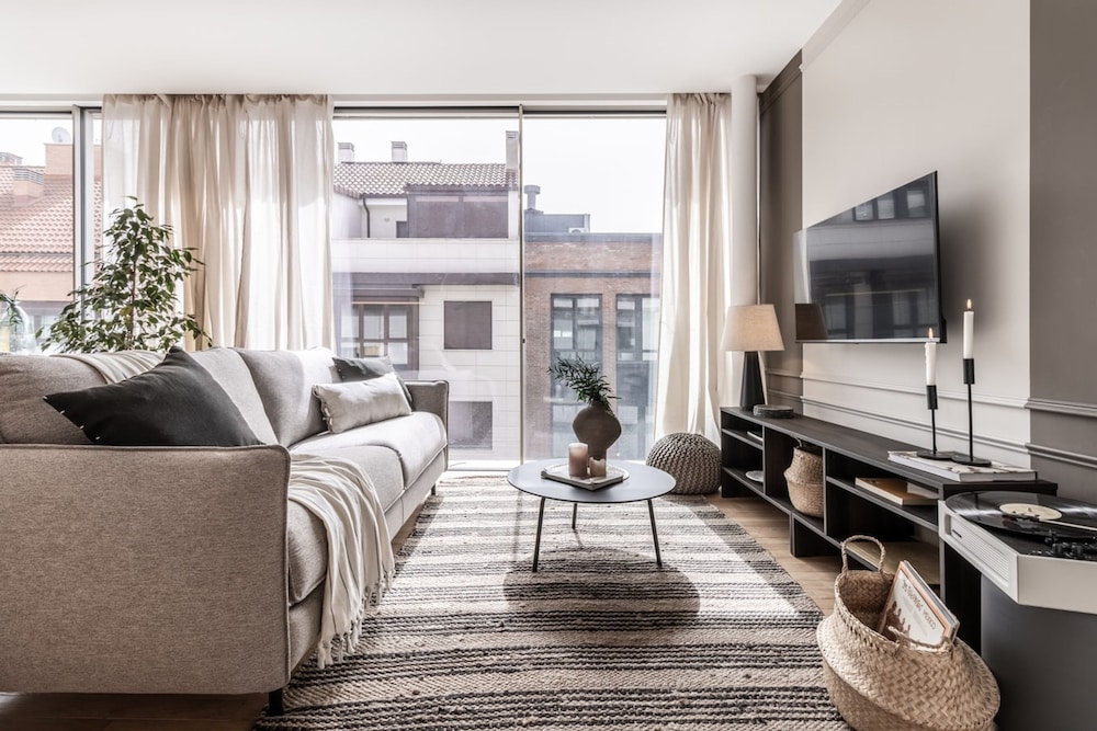 Sol - 1 Bedroom Shared Pool in Ciudad Jard n
