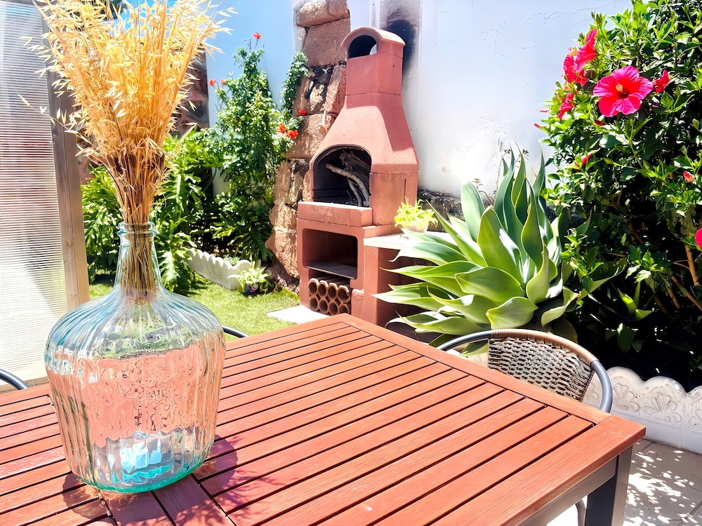 Villa Medinilla With Private Pool in Conil