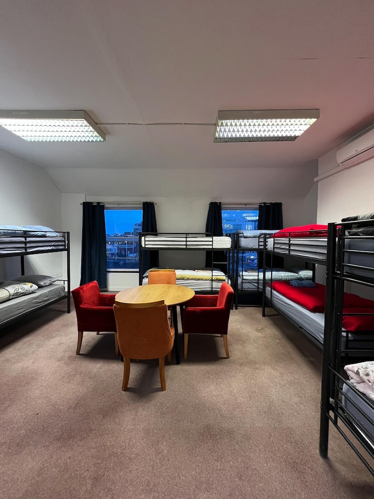 Eden Quay Guesthouse Private Rooms