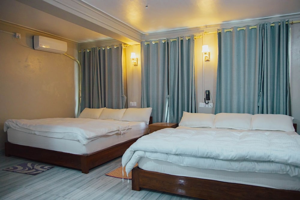 Deurali Marwadi Hotel & Restaurant view 4