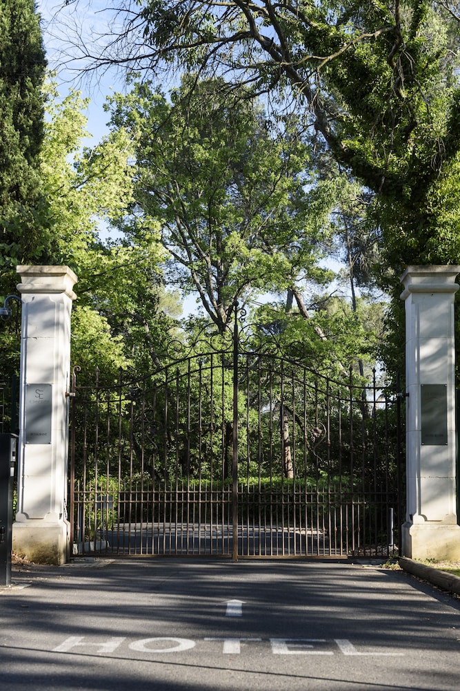 Hotel Les Lodges Sainte-Victoire Hotel & Spa - Image 1