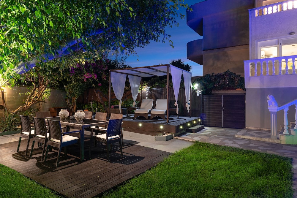 Villa Small Paradise