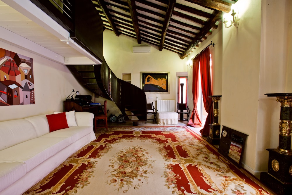 LM Suite Spagna