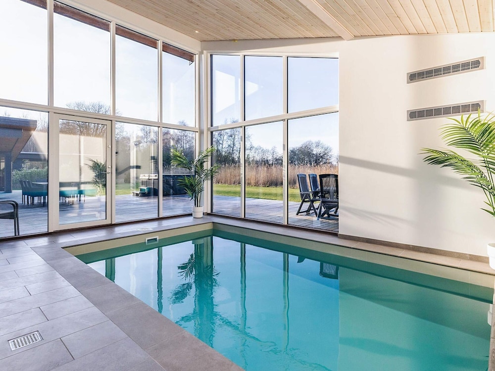 8 Person Holiday Home in Vaeggerlose-by Traum