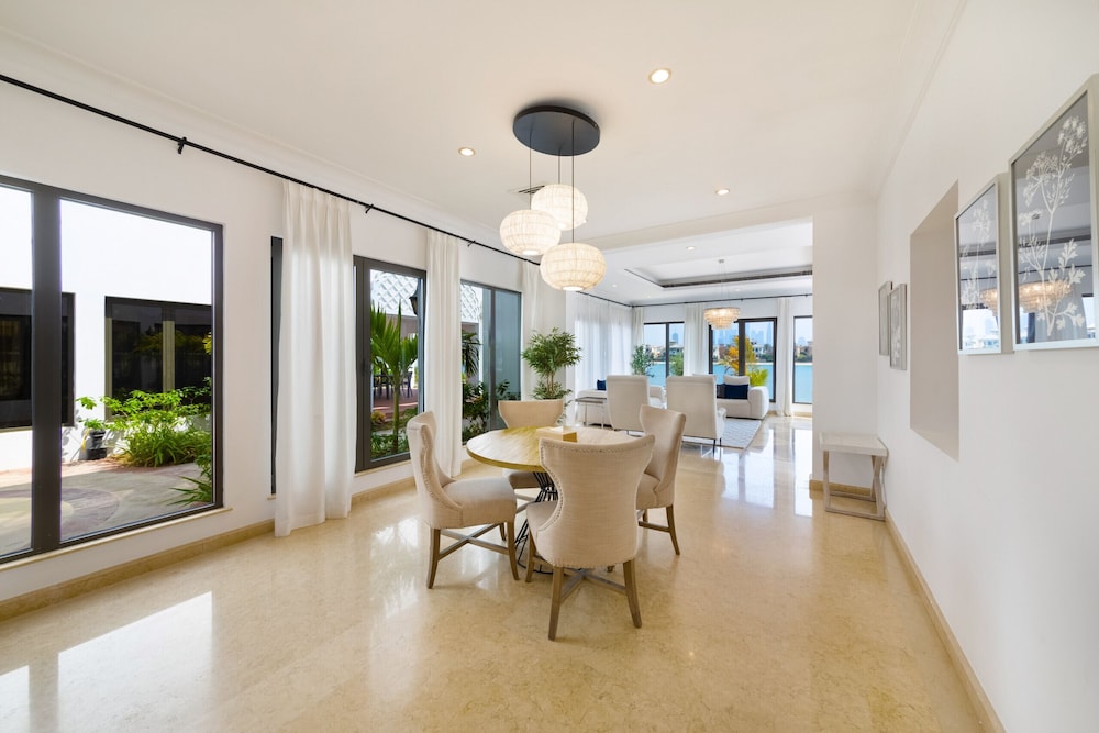 Beachfront Signature Villa - Mint Stay