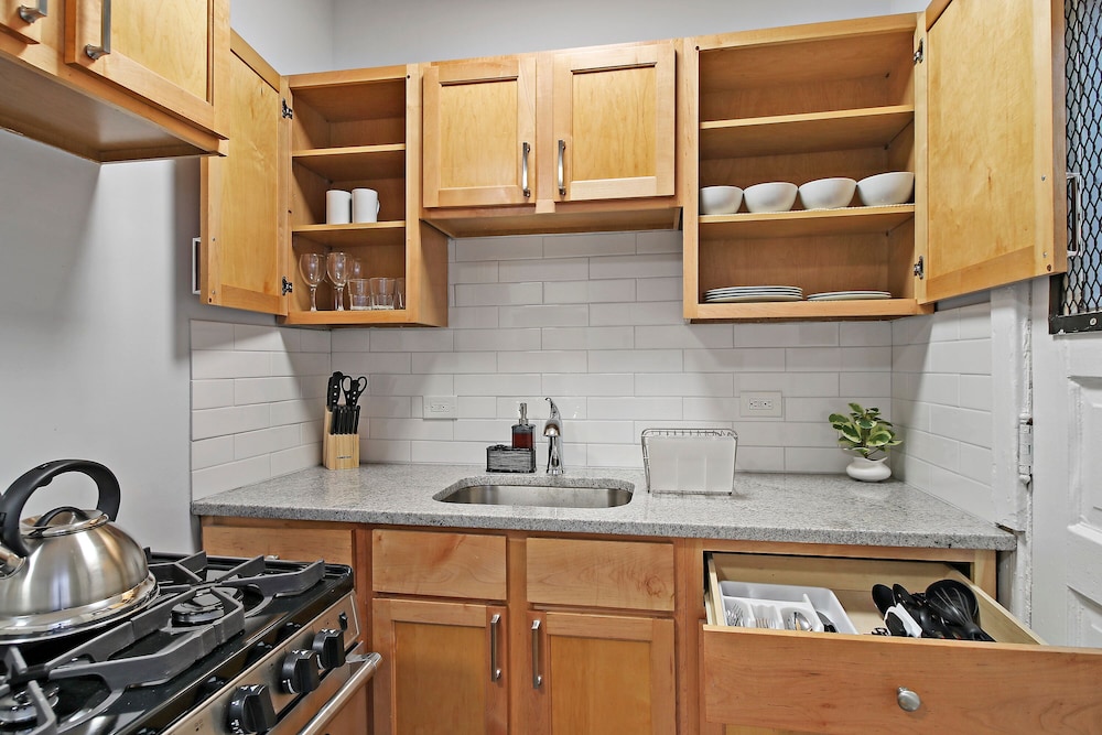 1BR Cozy Apt - Marshfield 27-W2
