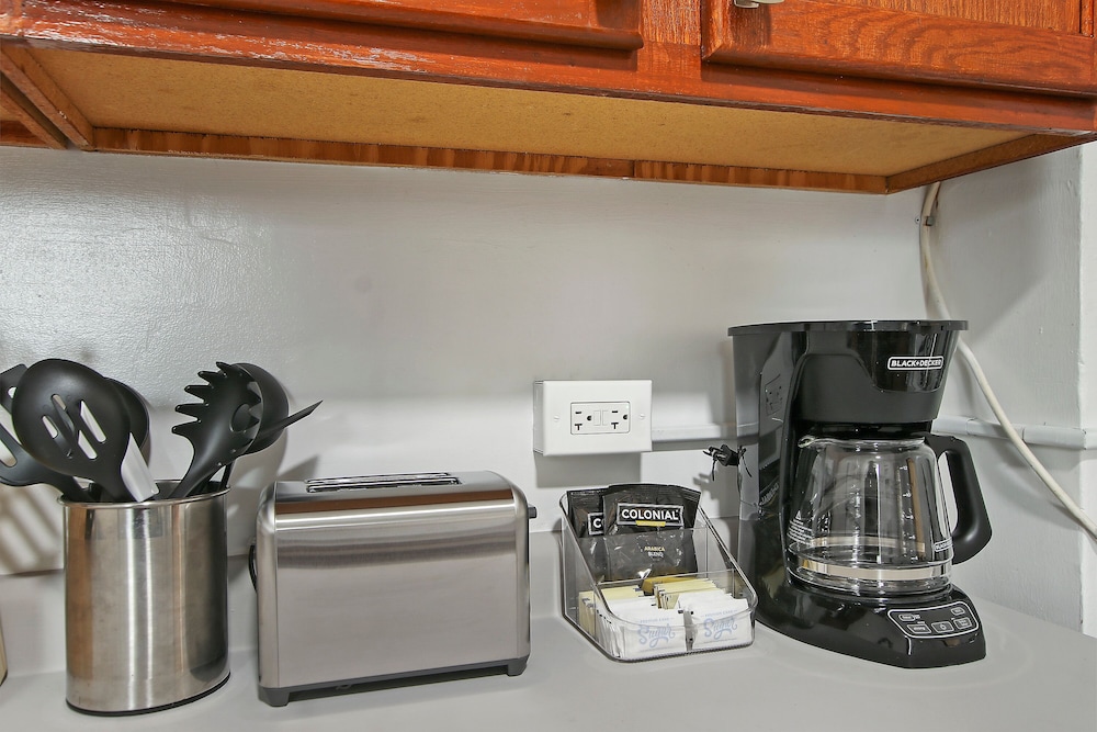 Inviting 2BR Apt - Fullerton 1B