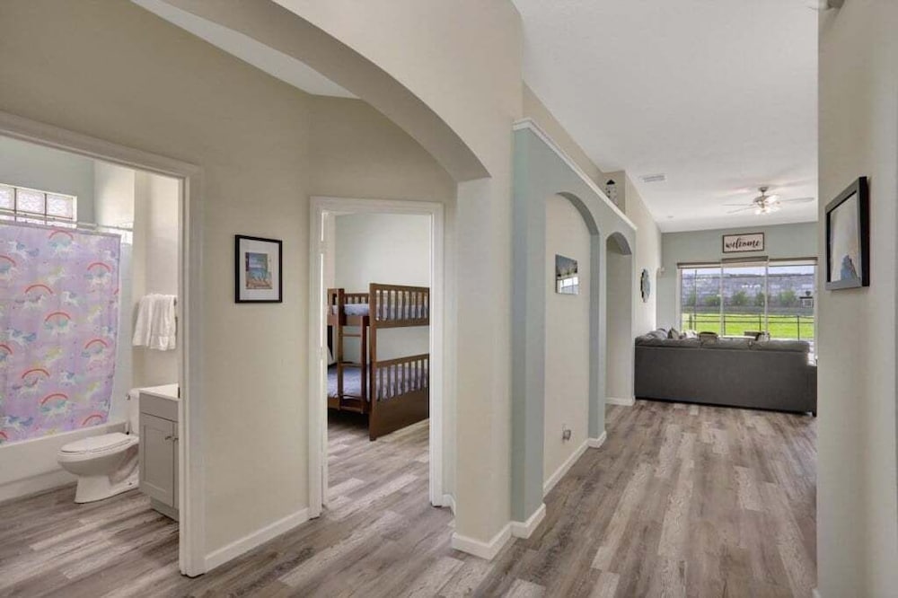 Luxury Windsor Palms Villa W/ Pool Near Disney! 4 Bedroom Villa