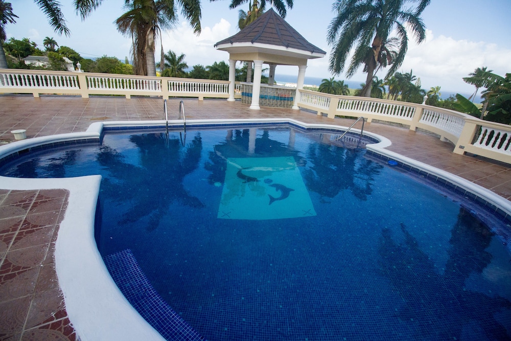 Steel Love Villa