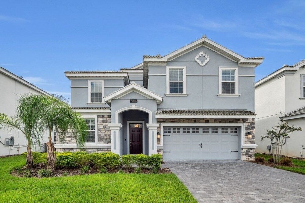 8 Bed Pool/spa In Champions Gate Resort! 8 Bedroom Villa by Redawning - Image 1