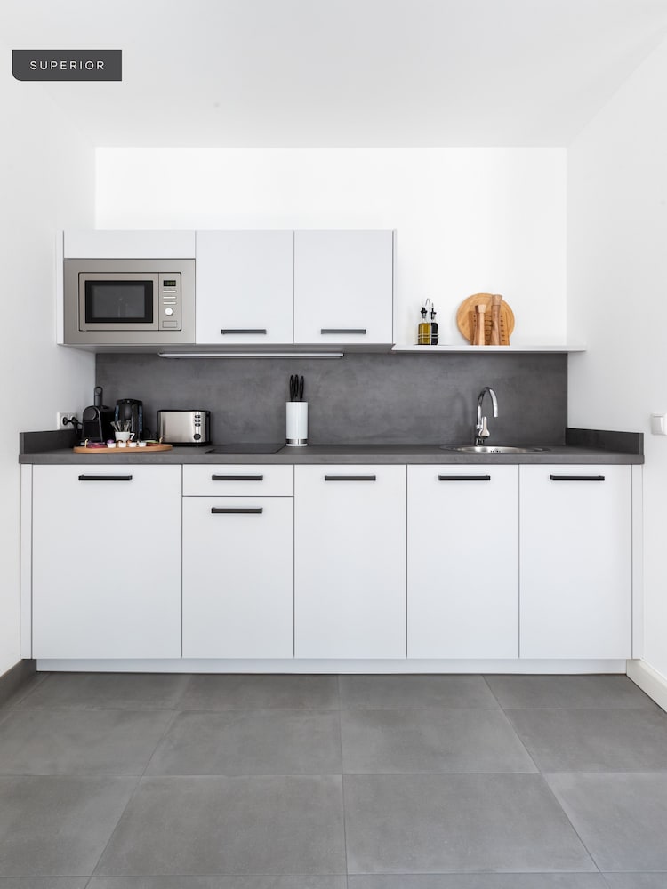 FLOWER´s by Limehome