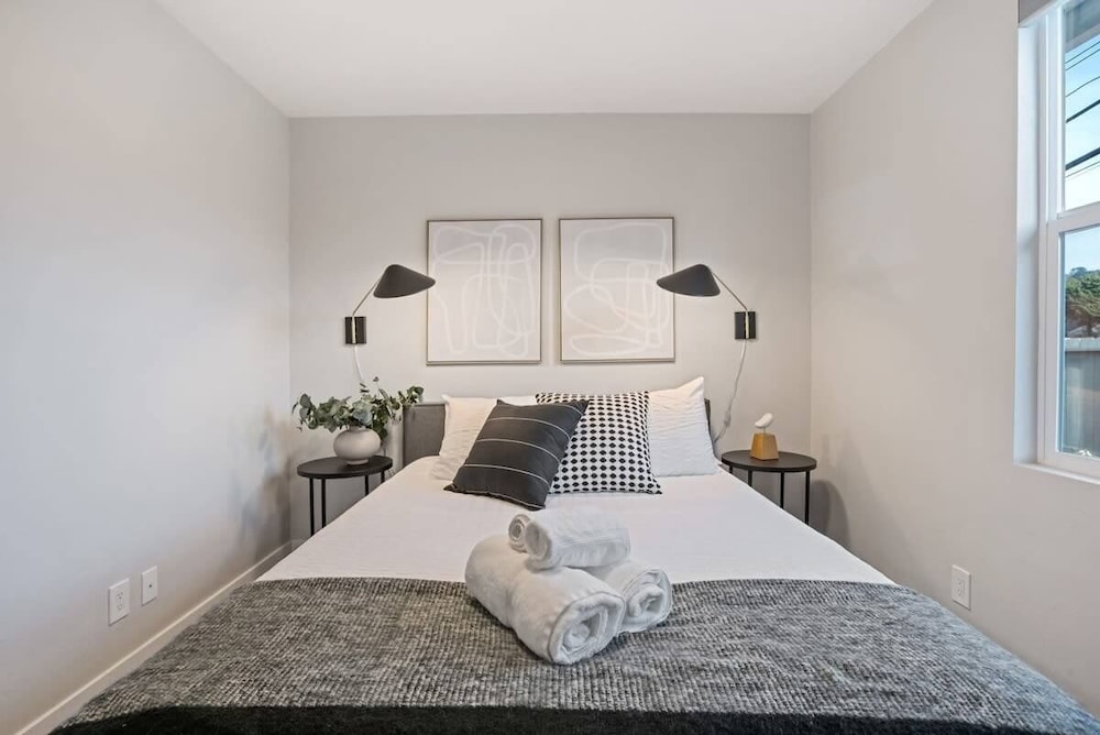 @ Marbella Lane - 3BR Designer Home in Pacifica
